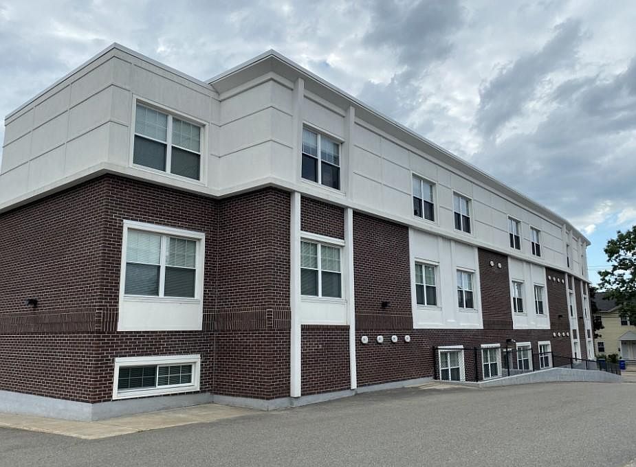 1st image of 200 Pond St #201