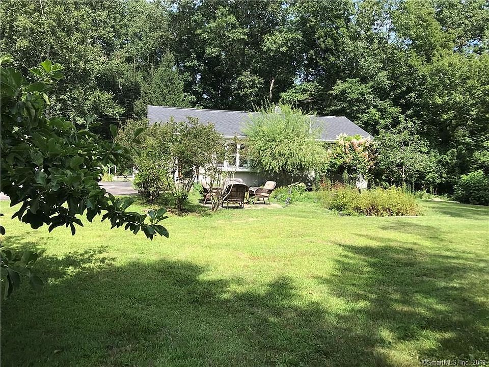 2nd image of 10 Rogers Dr