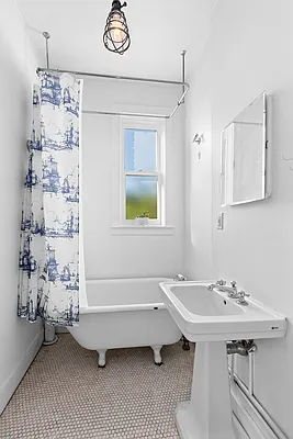 Sold by Compass | media 4