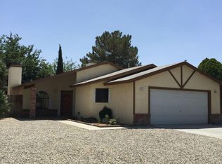 817 Charles Ct, Ridgecrest, CA 93555