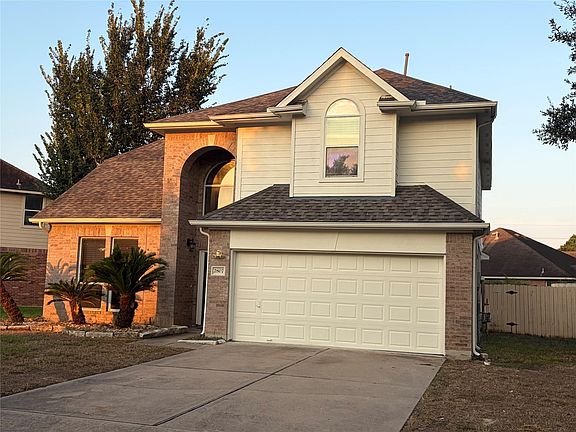 3rd image of 2807 Orchid Tree Ln