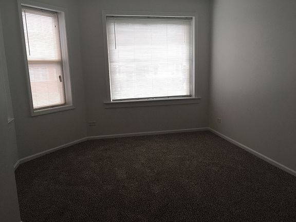 5th image of 7932 S Saint Lawrence Ave #3B