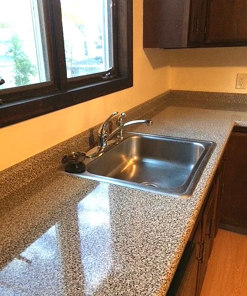 251 School St — Photo 5