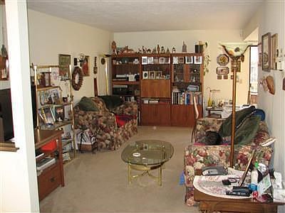 3rd image of 7376 Creekwood Dr #8C