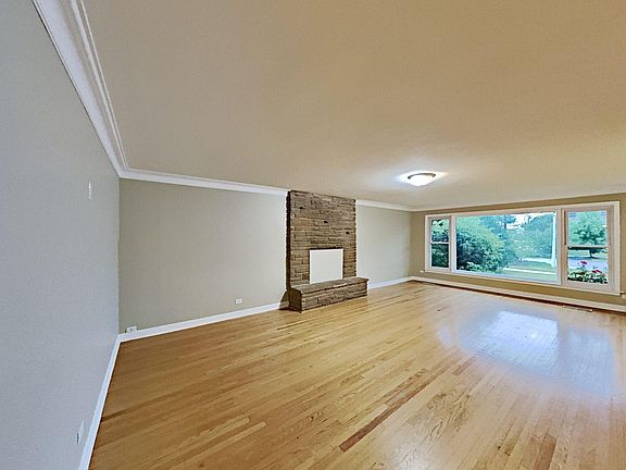 2nd image of 1235 Woodbine Ave