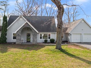 9505 Secor Rd, Temperance, MI 48182