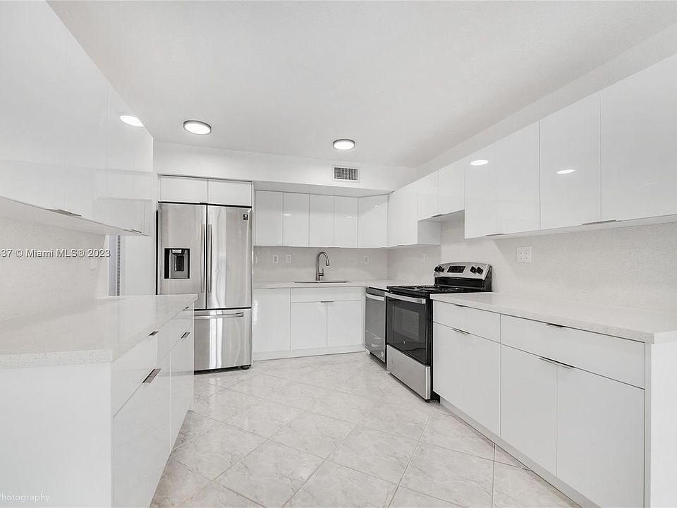 1st image of 2211 SW 122nd Ct #22