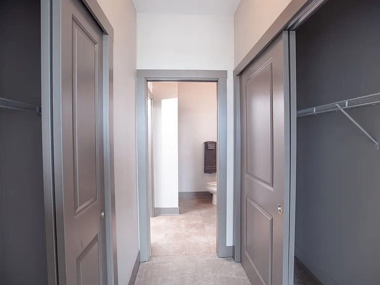Stadium District Apartments — Photo 8