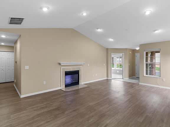 2nd image of 2069 Dry Creek Pl