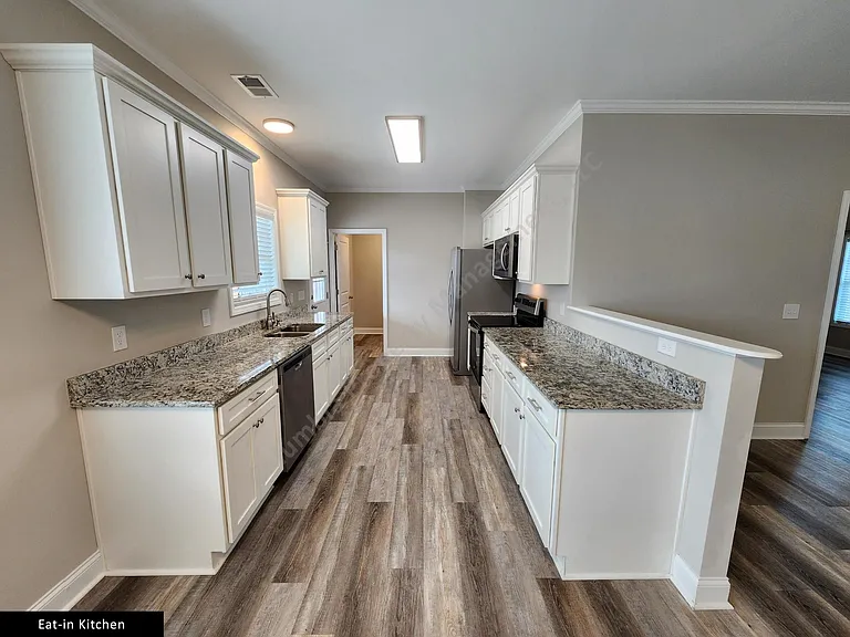 2185 Ridgeway Rd — Photo 10