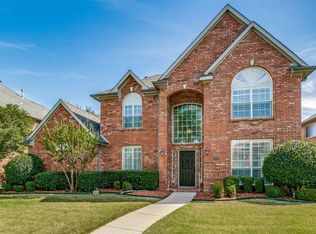 1009 Hunters Creek Dr, Carrollton, TX 75007