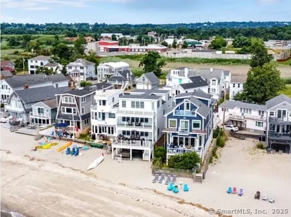 1019 Fairfield Beach Rd — Photo 19