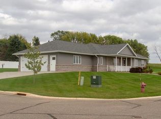 725 Maple Ln, Eagle Lake, MN 56024
