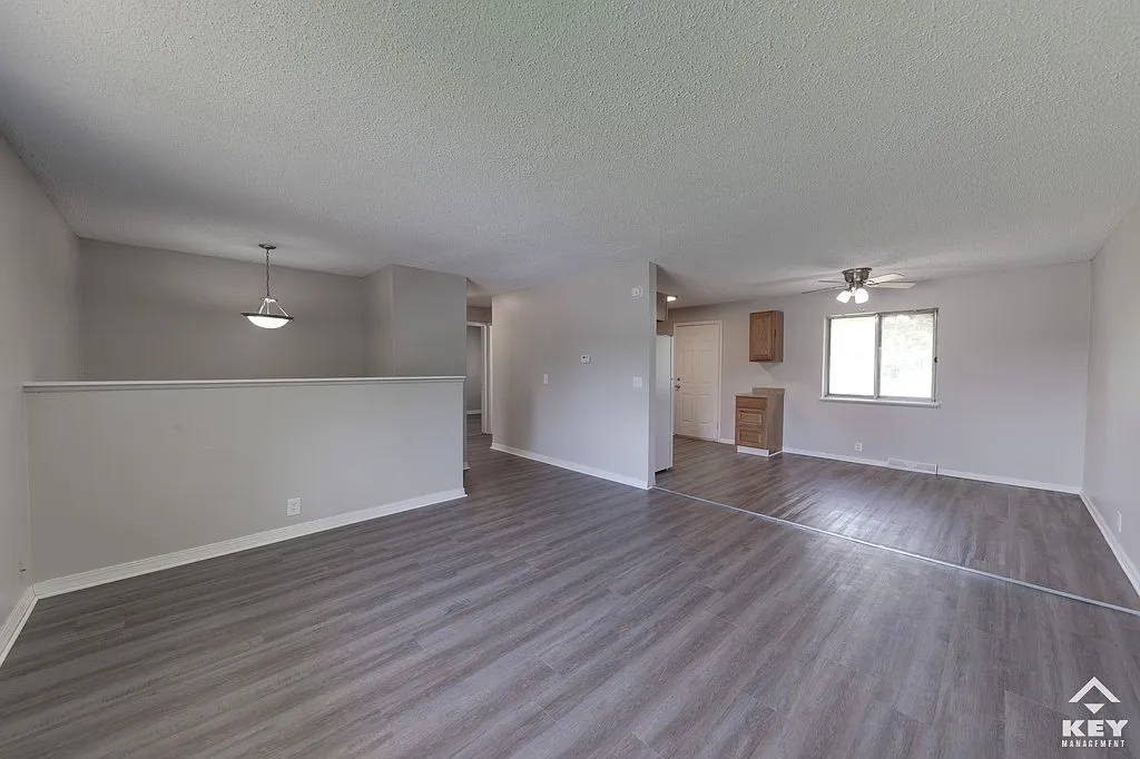5 bed, 1551 sqft, $1,350 — Photo 4