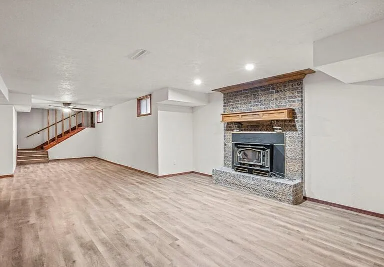 2145 S Todd Ave — Photo 26