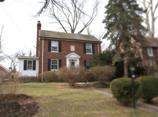 6816 Meadow Ln, Chevy Chase, MD 20815