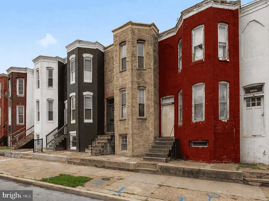 2 bed, 1.0 bath, 1000 sqft, $1,250 — Photo 2
