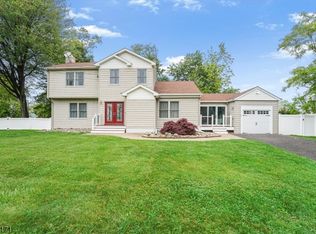 18 Breen Ter, Wayne, NJ 07470