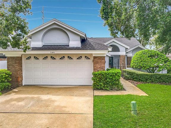 2nd image of 744 BARRINGTON CIRCLE