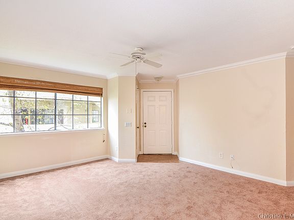 2nd image of 3549 Paseo De Francisco Unit 221