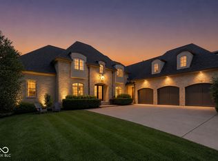 15479 Hidden Oaks Ln, Carmel, IN 46033