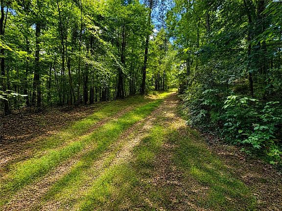 5th image of 30 Cornish Trace Dr #22