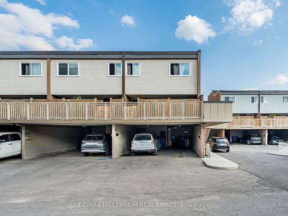 3rd image of 301 Milestone Cres