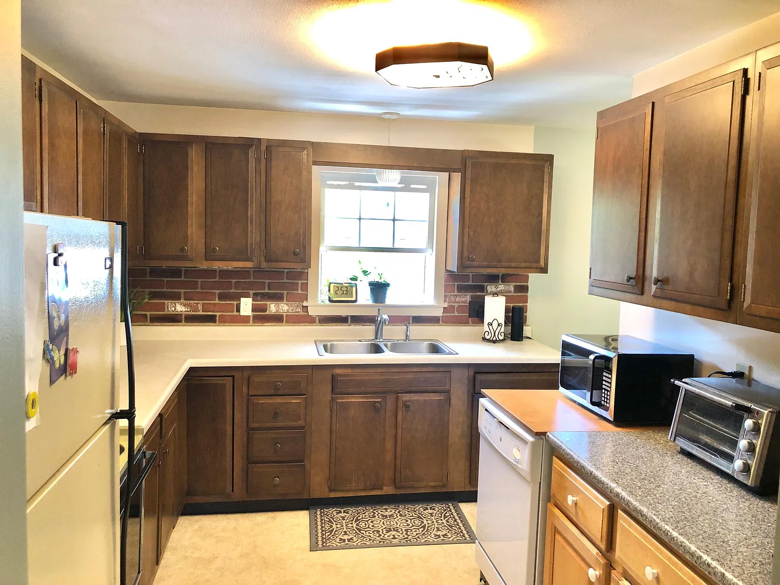 3 bed, 1.5 bath, 2176 sqft, $3,000 — Photo 4