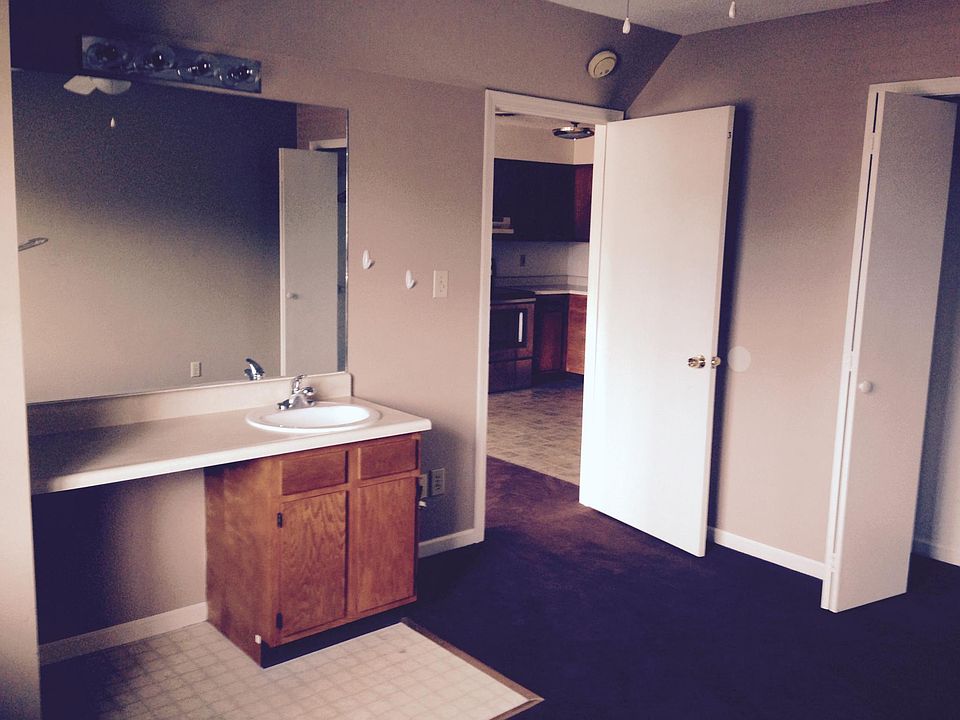 1st image of 209 S Dill St #3BR