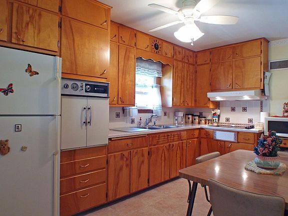 3rd image of 2026 Losey Blvd S
