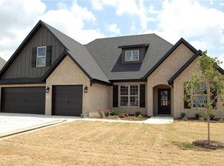 453 Ranalli Ave, Springdale, AR 72762