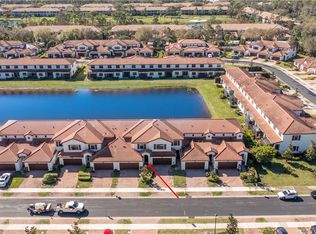 7972 Bristol Cir, Naples, FL 34120