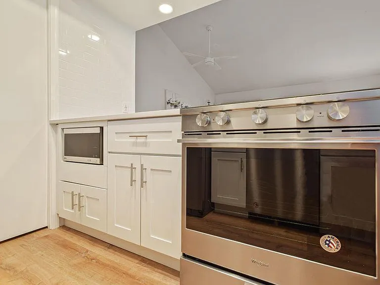 11863 Wimbledon Cir #509 — Photo 6