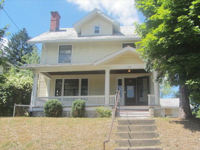 1st image of 155 Helen Ave
