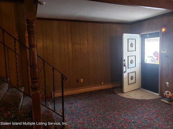 2nd image of 21 Sweetwater Ave