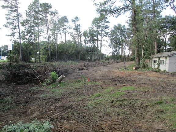 5th image of 1535 Parker Dr