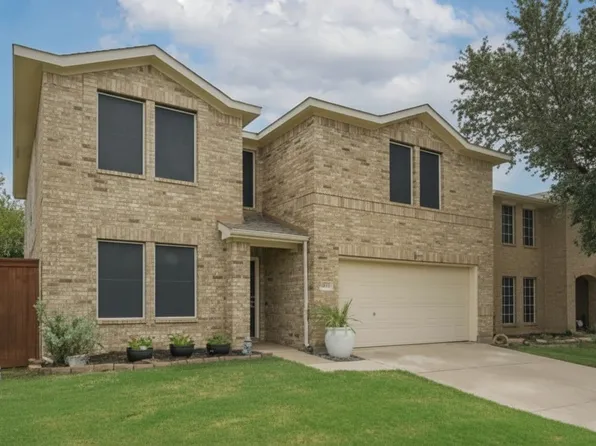 2453 Graystone Dr, Little Elm, TX 75068