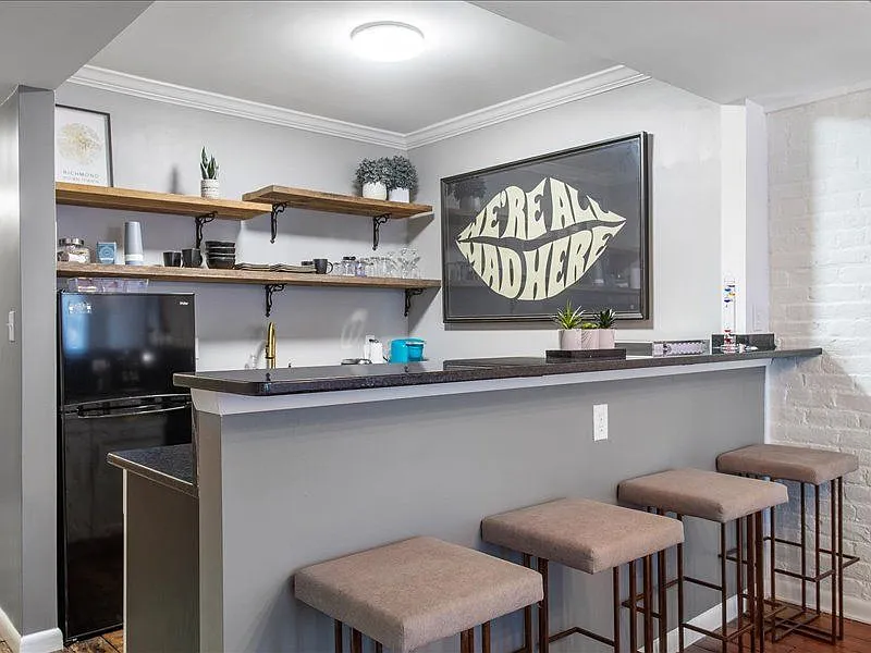 1 bed, 900 sqft, $2,000 — Photo 4