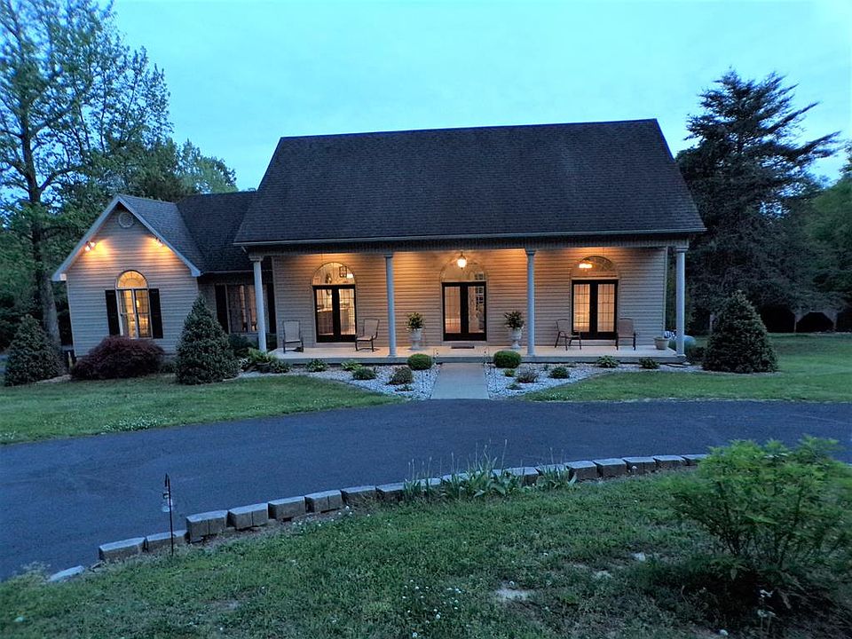 1st image of 101 Rush Ln