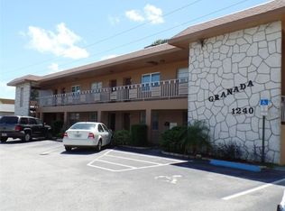 1240 70th St N APT 8, Saint Petersburg, FL 33710
