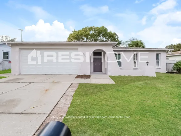 9027 Richwood Ln, Port Richey, FL 34668