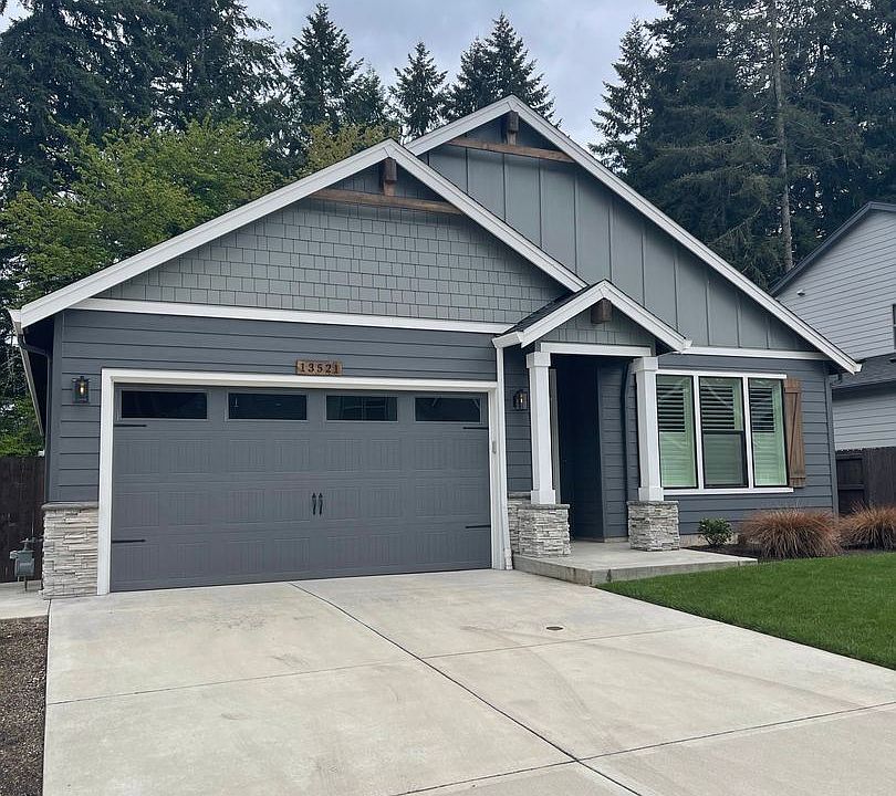 1st image of 13521 NE 62nd Ct