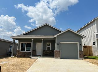 5822 Seminario Ln, Laredo, TX 78046