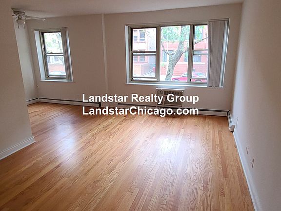 3rd image of 3710 N Pine Grove Ave APT 201