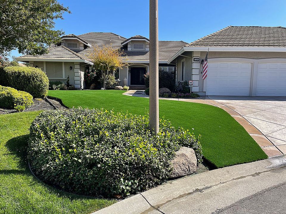 2nd image of 3224 Balmoral Ct