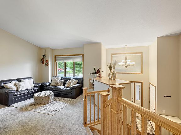 5th image of 2845 85th Ct NE
