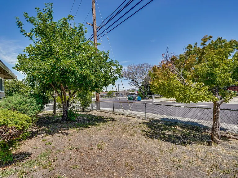 3000 Santa Maria Ave — Photo 47