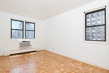 Rented by Nest Seekers International