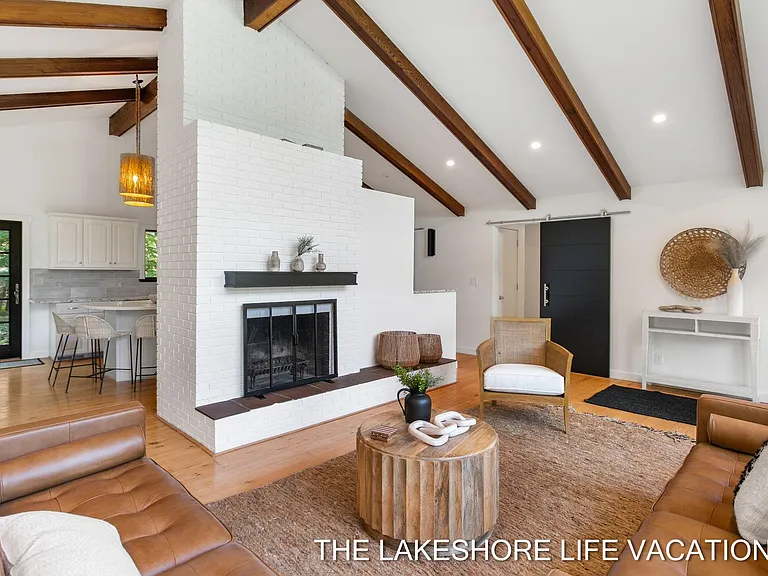 3892 Lakeridge Dr — Photo 23