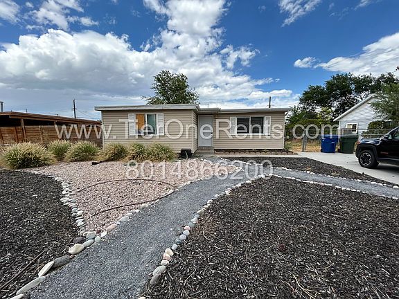 2nd image of 3040 W Appleton Dr